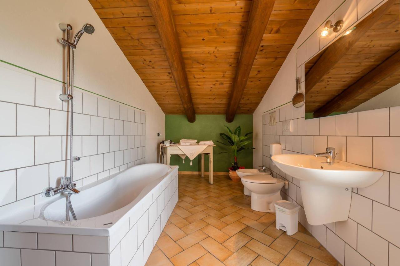 Willa Agriturismo Il Nido Di Bacco Saluzzo Zewnętrze zdjęcie