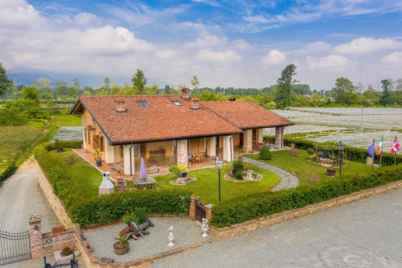 Willa Agriturismo Il Nido Di Bacco Saluzzo Zewnętrze zdjęcie